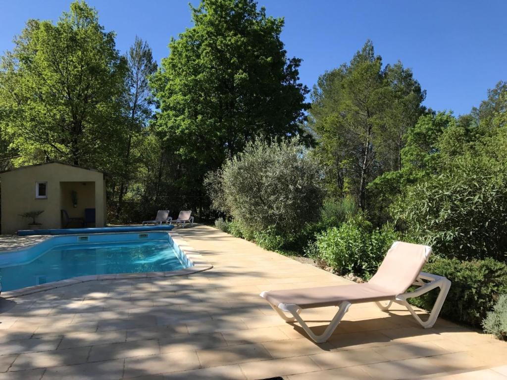 Villa Luxurious Villa with Swimming Pool in Bargemon, Provence