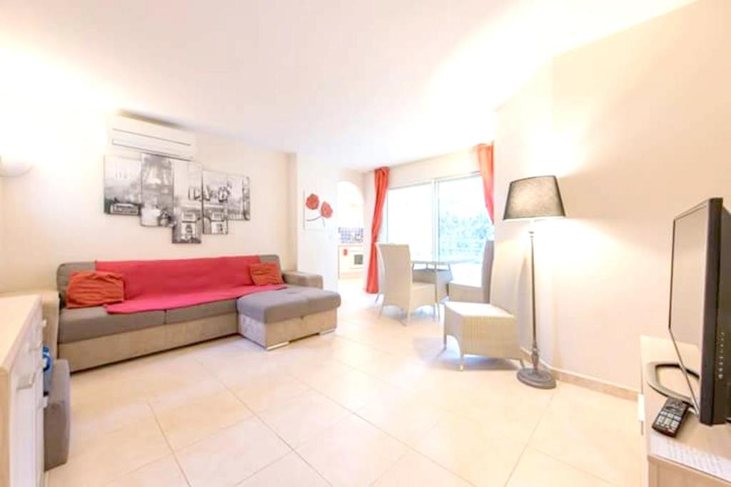 Apartamento Appartement d'une chambre a Saint Raphael avec jardin clos a 100 m de la plage