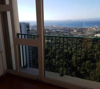 Apartamento **** Roy d espagne, up to 7 people, best view in safe residence ****