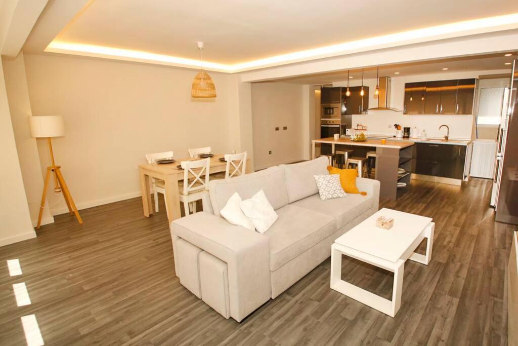 Apartamento Cozy apartment in Alicante with AC