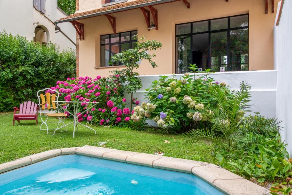 Casa o chalet Charming 30's town house with swimming pool close to Central Toulouse