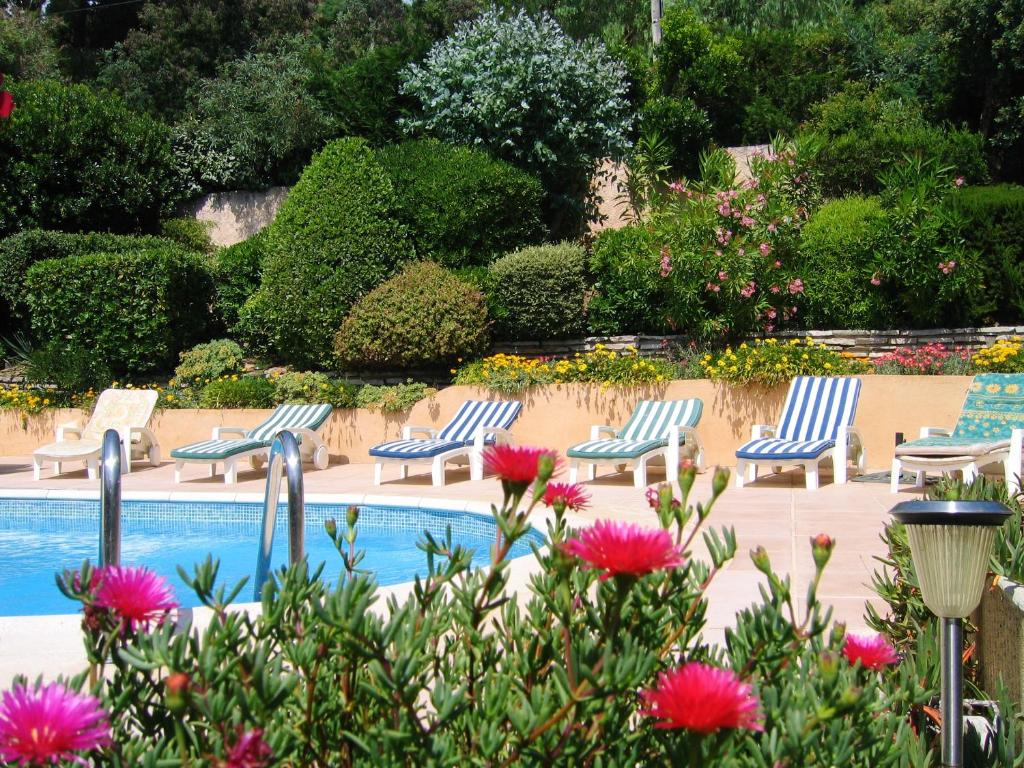 Villa Villa de 5 chambres a Les Issambres avec magnifique vue sur la mer piscine privee jardin clos a 1 km de la plage