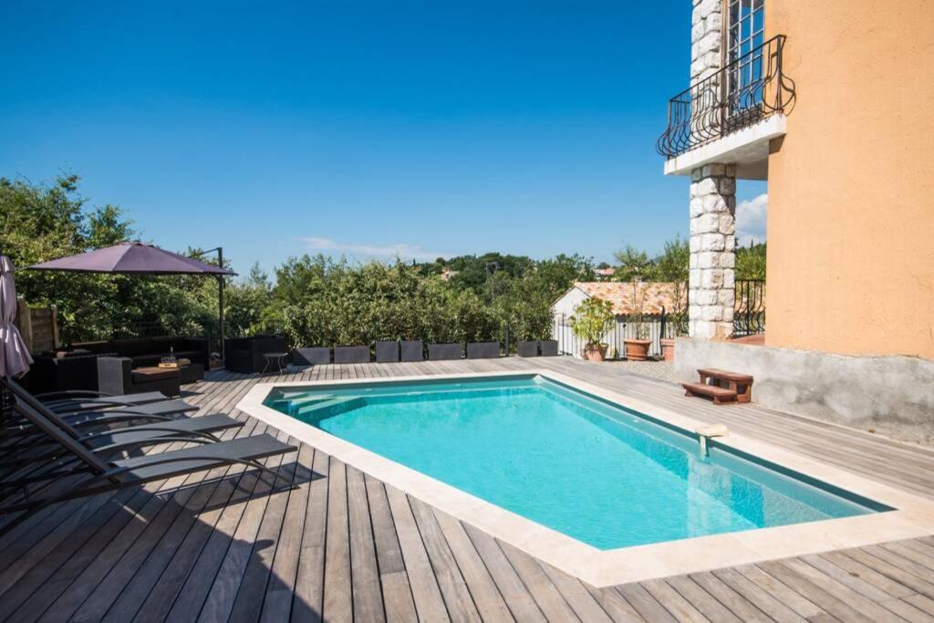 Villa Villa provençale avec piscine entre Nice et Antibes
