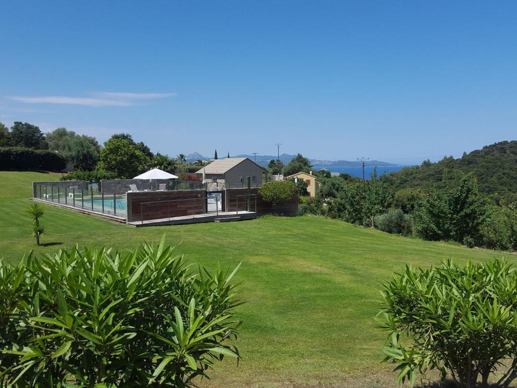 Villa Welcoming villas with swimming pool near Saint-Florent on Cap Corse