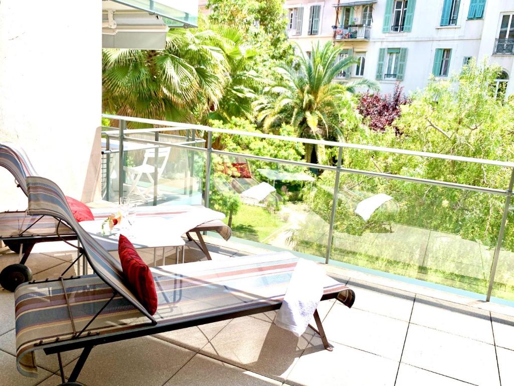 Apartamento Apart Hotel Riviera - Coeur Nice - Grand Superieur Studio AC - Incroyable Terrasse - Garden View - Terrasse Jardin Pastorelli