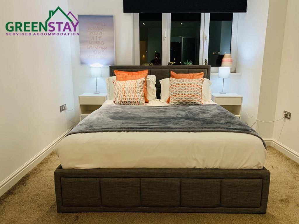 Apartamento "Clarence Court Newcastle" by Greenstay Serviced Accommodation - Stunning 1 Bed Apartment, Ideal For Business Travellers, Families & Relocations, Short & Long Stays - Parking, Balcony, Netflix & Wi-Fi, Close to Shops & Restaurants