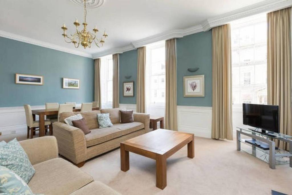Apartamento ALTIDO Amazing Hanover St Apt In City Centre 2BR, 2bath