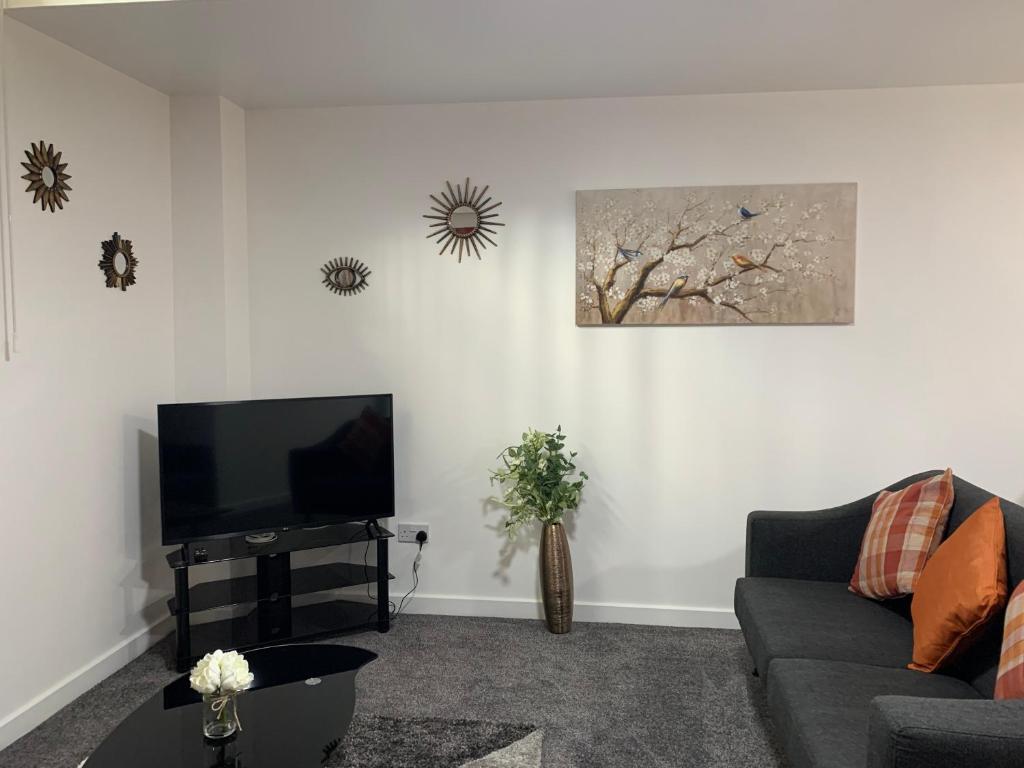 Apartamento Absolute Stays At HGH - East Midlands Airport - Contractors - Corporate - Leisure - National Ice Centre - Trent Bridge Cricket Ground - City Caves - WiFi -