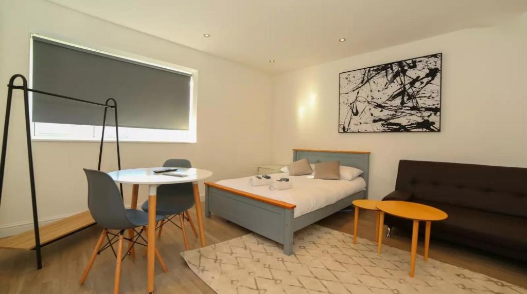Apartamento Comfy 1 Bed Apt - Canary Wharf