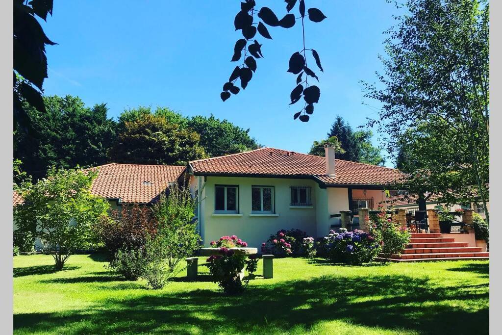 Villa Villa de charme dans parc fleuri/arboré à BIARRITZ