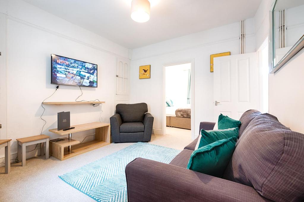Apartamento Working in Swansea - Try us out