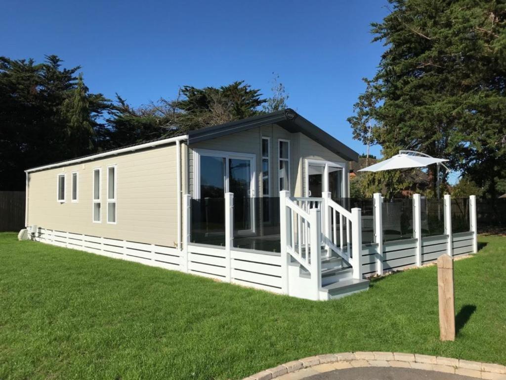 Casa o chalet 6 berth luxury lodge in Christchurch Dorset