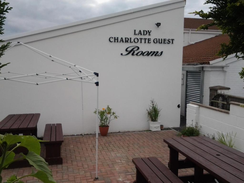 Motel Lady Charlotte Guest rooms triple rooms