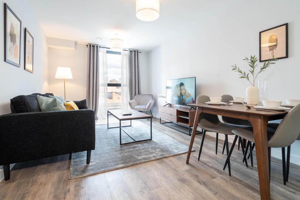 Apartamento MAEVELA Apartments - Super Comfy Luxury 1 Bed Apartment - City Centre, Digbeth - ROOFTOP TERRACE - Smart TV's