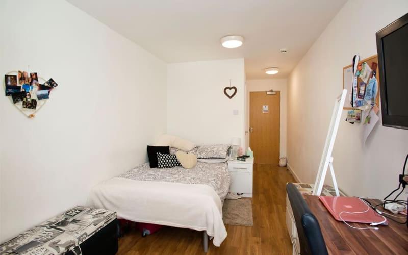 Apartamento Zeni Apartments, 2 Bed Apartment in Central Cardiff
