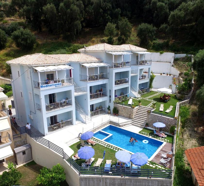 Apartamentos Mediterraneo Resort