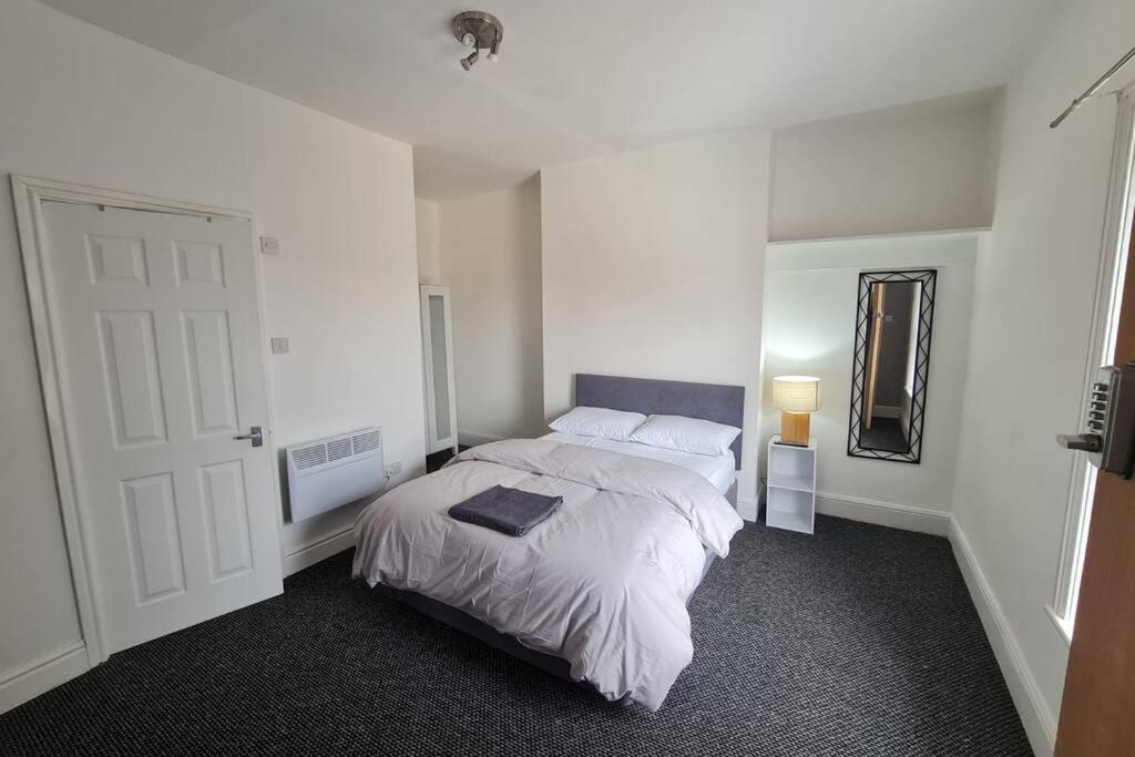 Casa o chalet Edinburgh Road Guest House. 5 bed house in heart of liverpool, sleeps 10