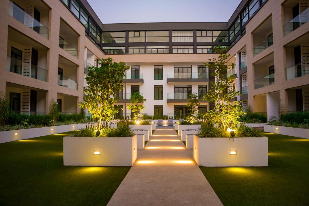Apartamentos Embassy Gardens by Woodbury Luxury Apartments
