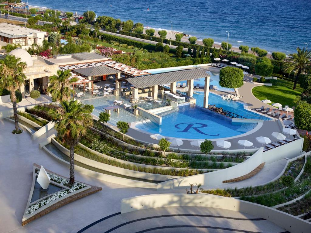 Resort Rhodes Bay Hotel & Spa