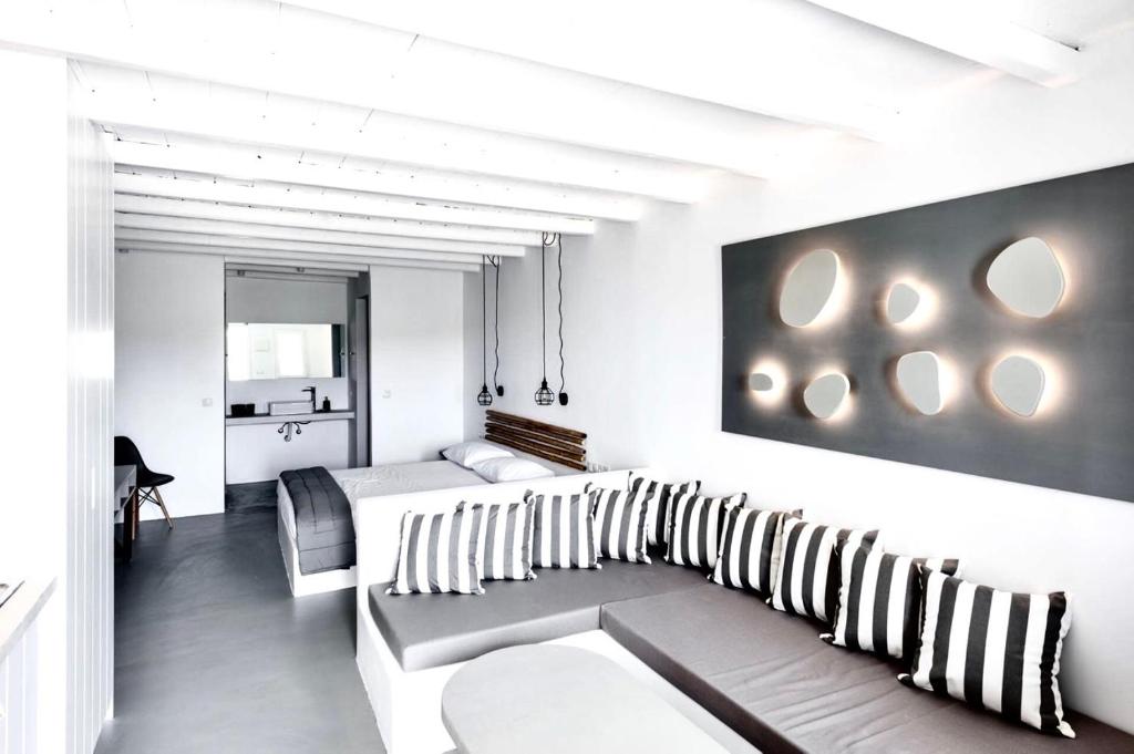 Apartamentos Ultramare Superior Suites with Seaview