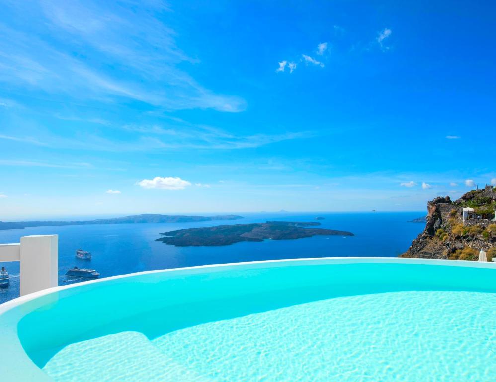 Apartahotel Aqua Luxury Suites Santorini