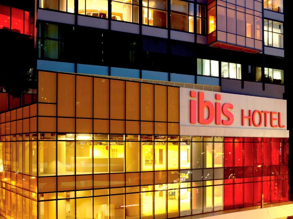 Hotel Ibis Hong Kong Central & Sheung Wan