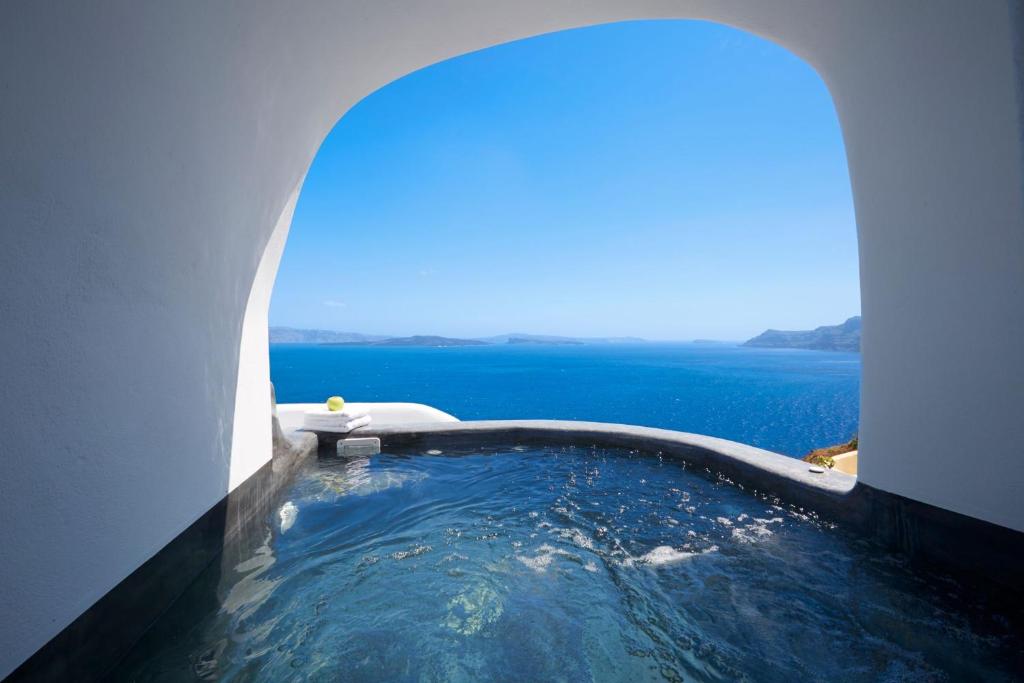 Villa Elegant Santorini House Villa Horizon Caldera View-Outdoor Hot Tub Oia