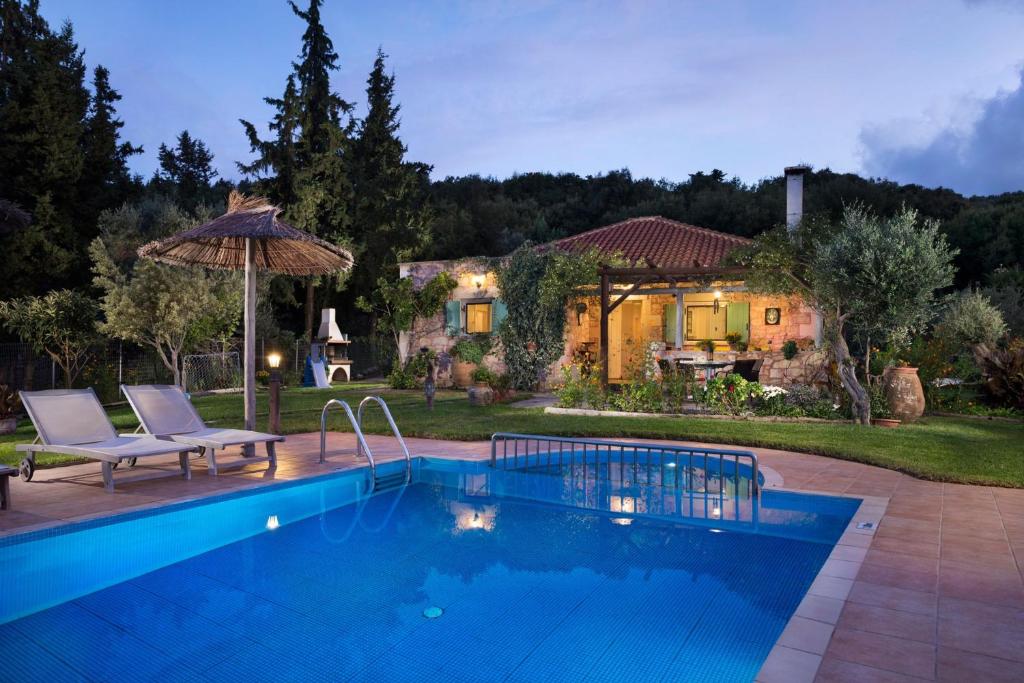Villa Villa Petra Eleni Private Pool