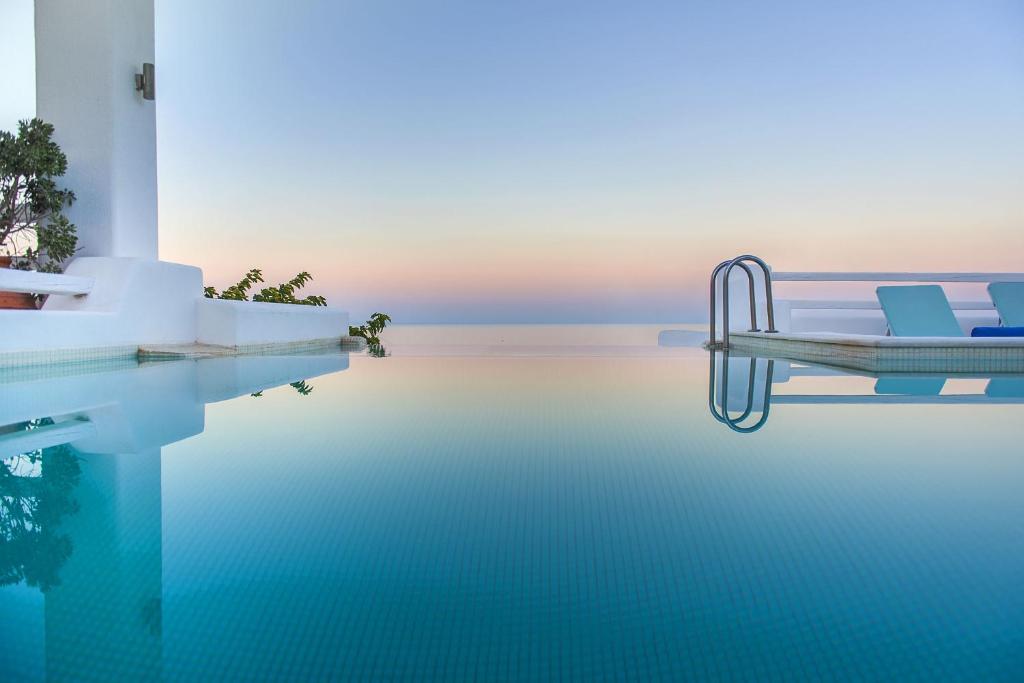 Villas Anema Santorini Luxury Suites&Villas