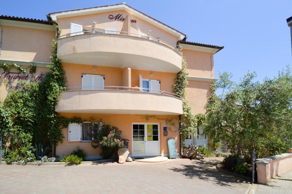 Apartamento Apartments in Premantura/Istrien 10807