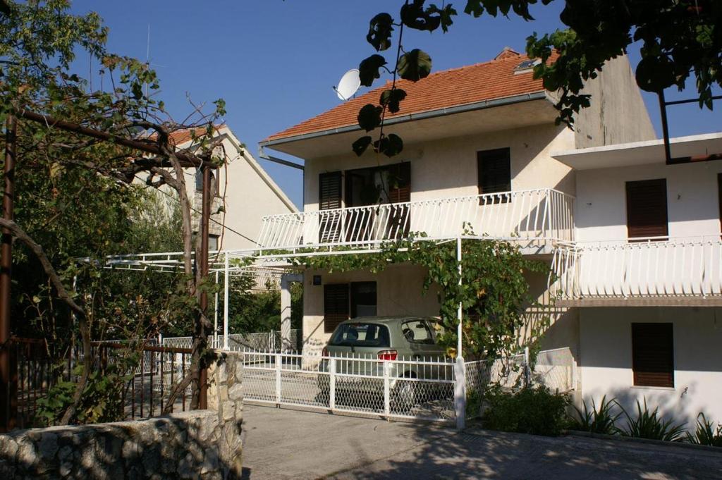 Apartamentos Apartments by the sea Seget Vranjica, Trogir - 1050