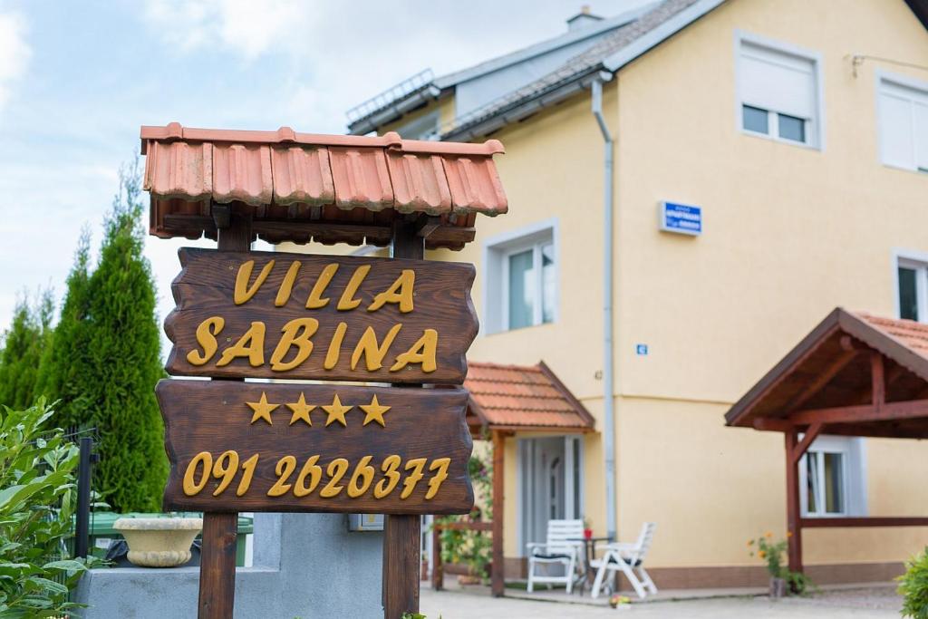 Apartamentos Villa Sabina