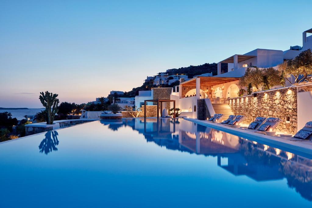 Hotel Katikies Mykonos - The Leading Hotels of the World