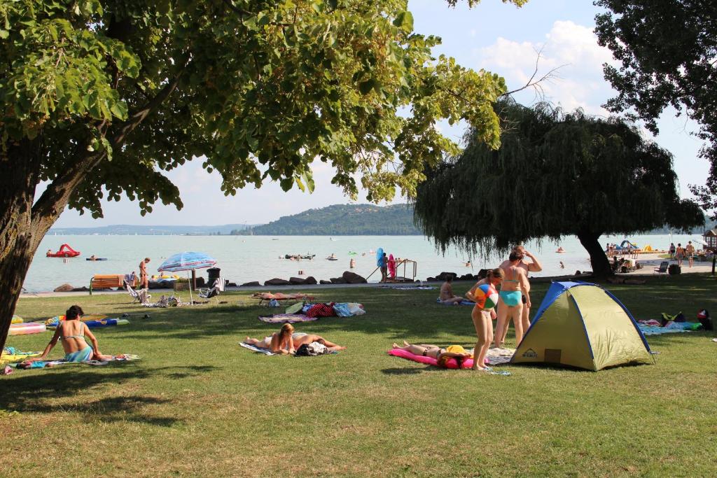 Camping Happy Camp mobile homes in BalatonTourist Füred Camping & Bungalows