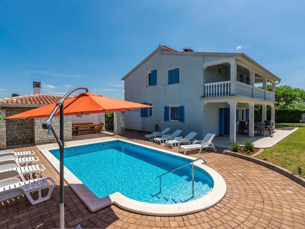 Villa Villa Martina with private Pool and garden