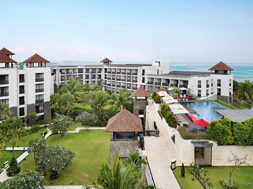 Resort Pullman Bali Legian Beach