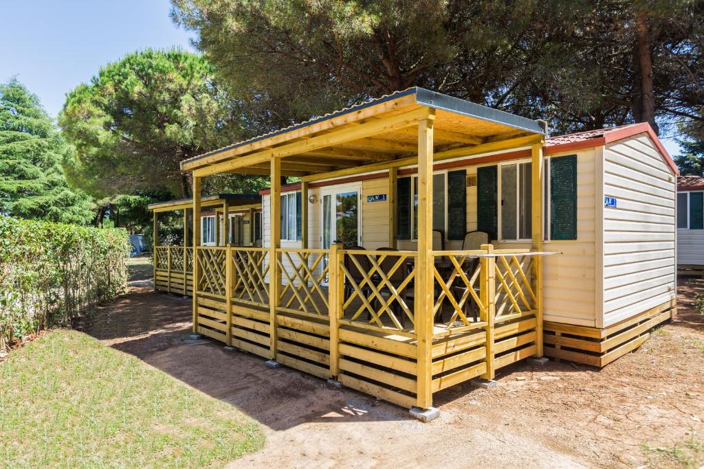 Camping CAMPING ADRIA MOBILE HOMES in BRIONI SUNNY CAMPING